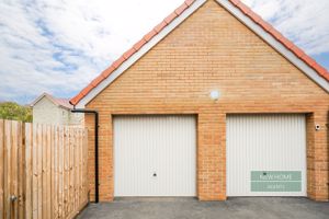 Photo 4- click for photo gallery